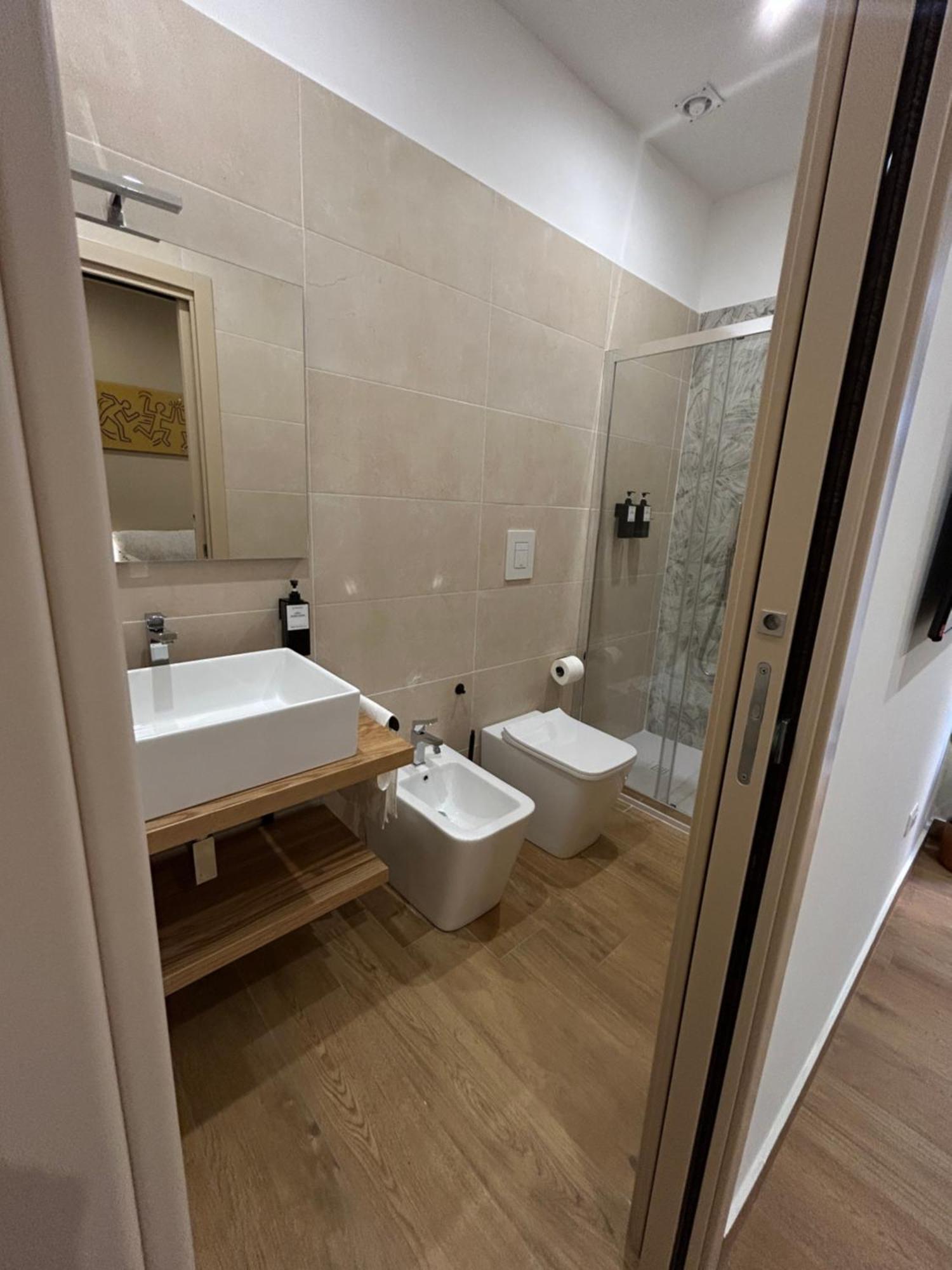 Somnia Luxury Rooms Napoli Esterno foto